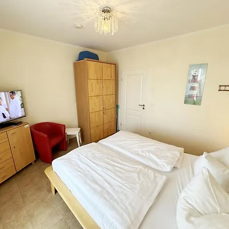 Апартаменты Annika - Whg 07 Mit Suedbalkon Зеллин